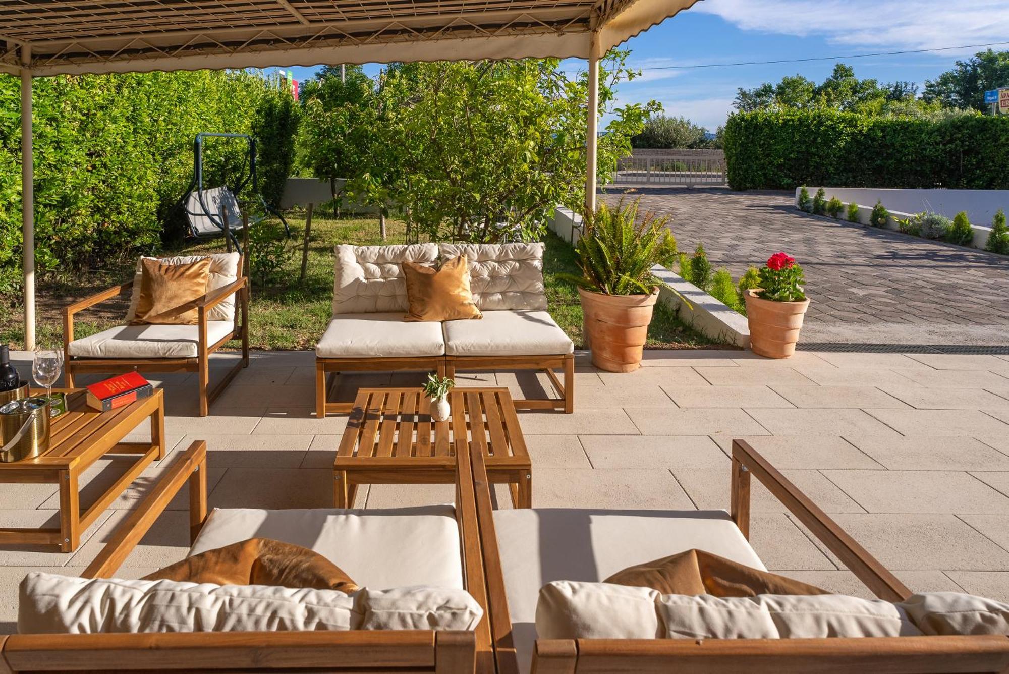 Storge Boutique Bed & Breakfast Omis Ngoại thất bức ảnh
