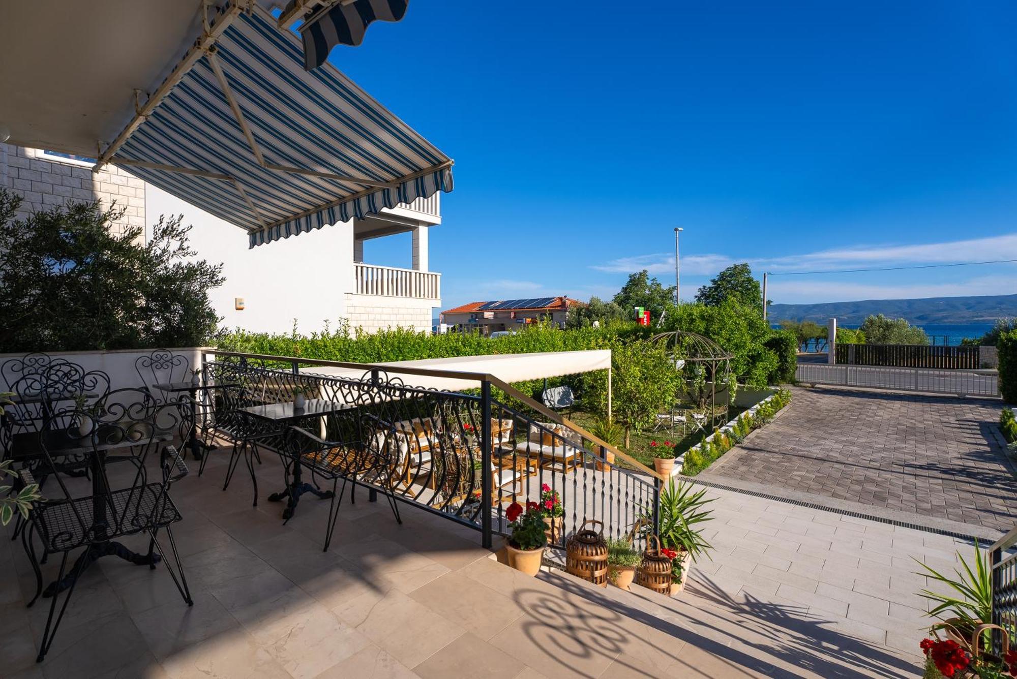 Storge Boutique Bed & Breakfast Omis Ngoại thất bức ảnh